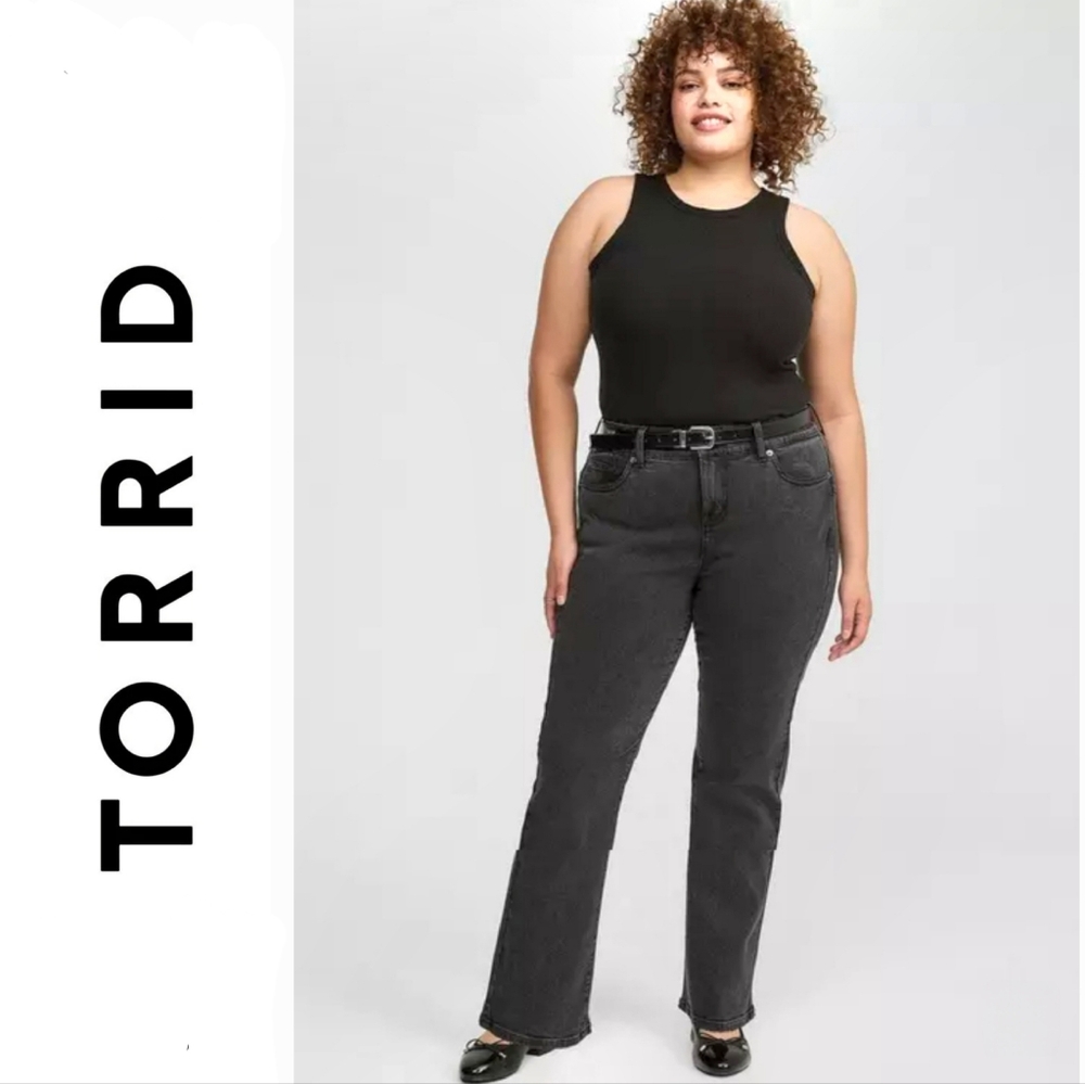 Torrid Bombshell Straight Premium Stretch High Rise Skinny Jeans 18R